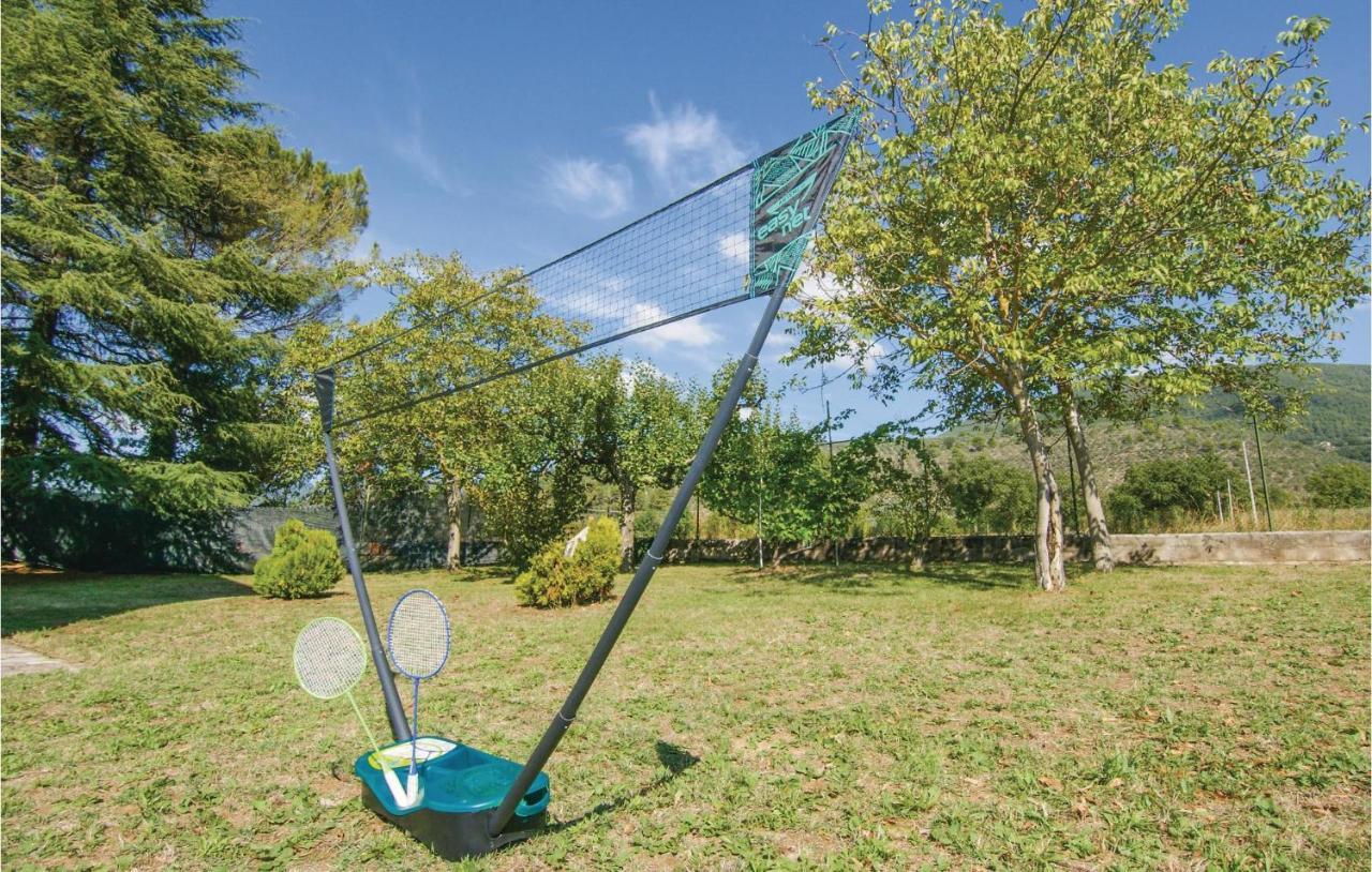 Amazing Home In Spoleto With Wifi Bazzano Inferiore Luaran gambar